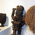 bu-07670-1 (vili) portugiesisch angola,holz-figur,ausstellung,arthur s
